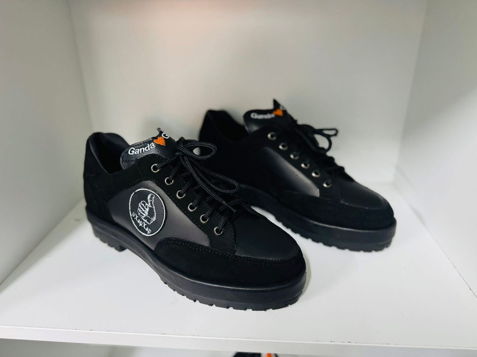 Ganda Ganda - Full Leather & Suede