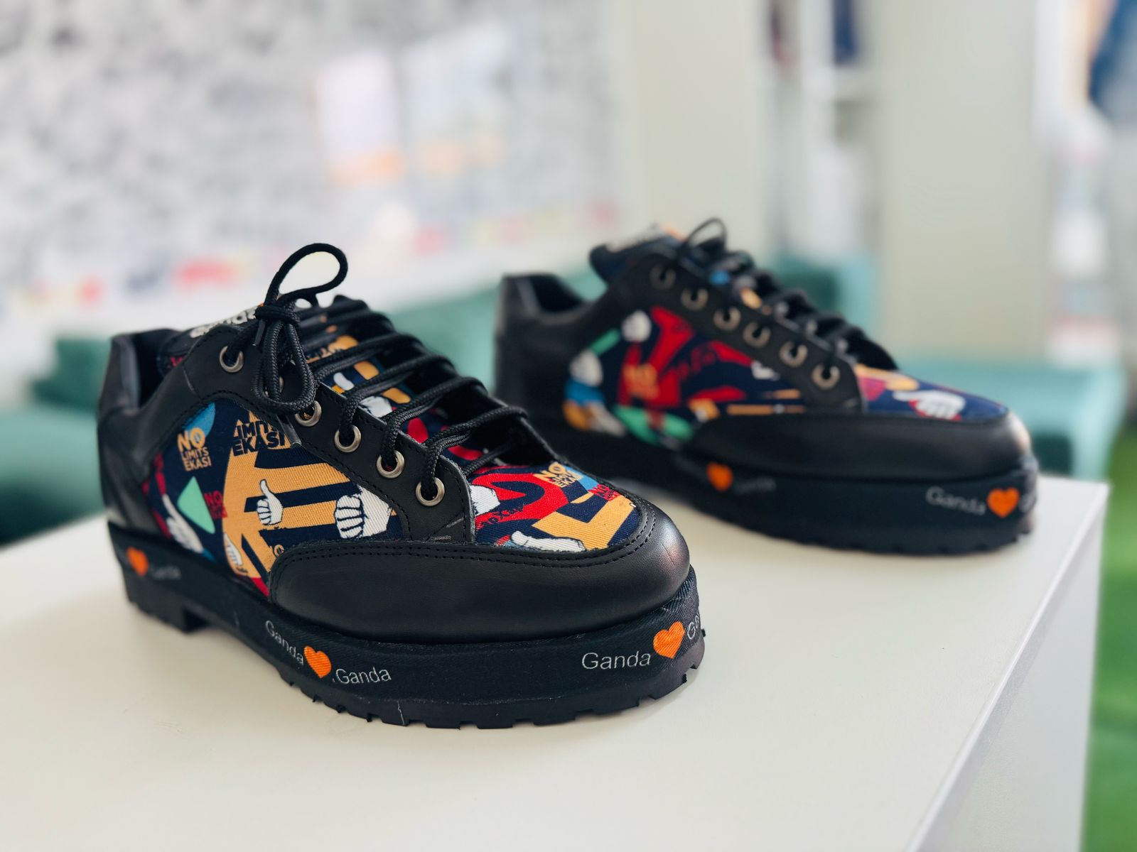 Ganda Ganda - Black No Limits