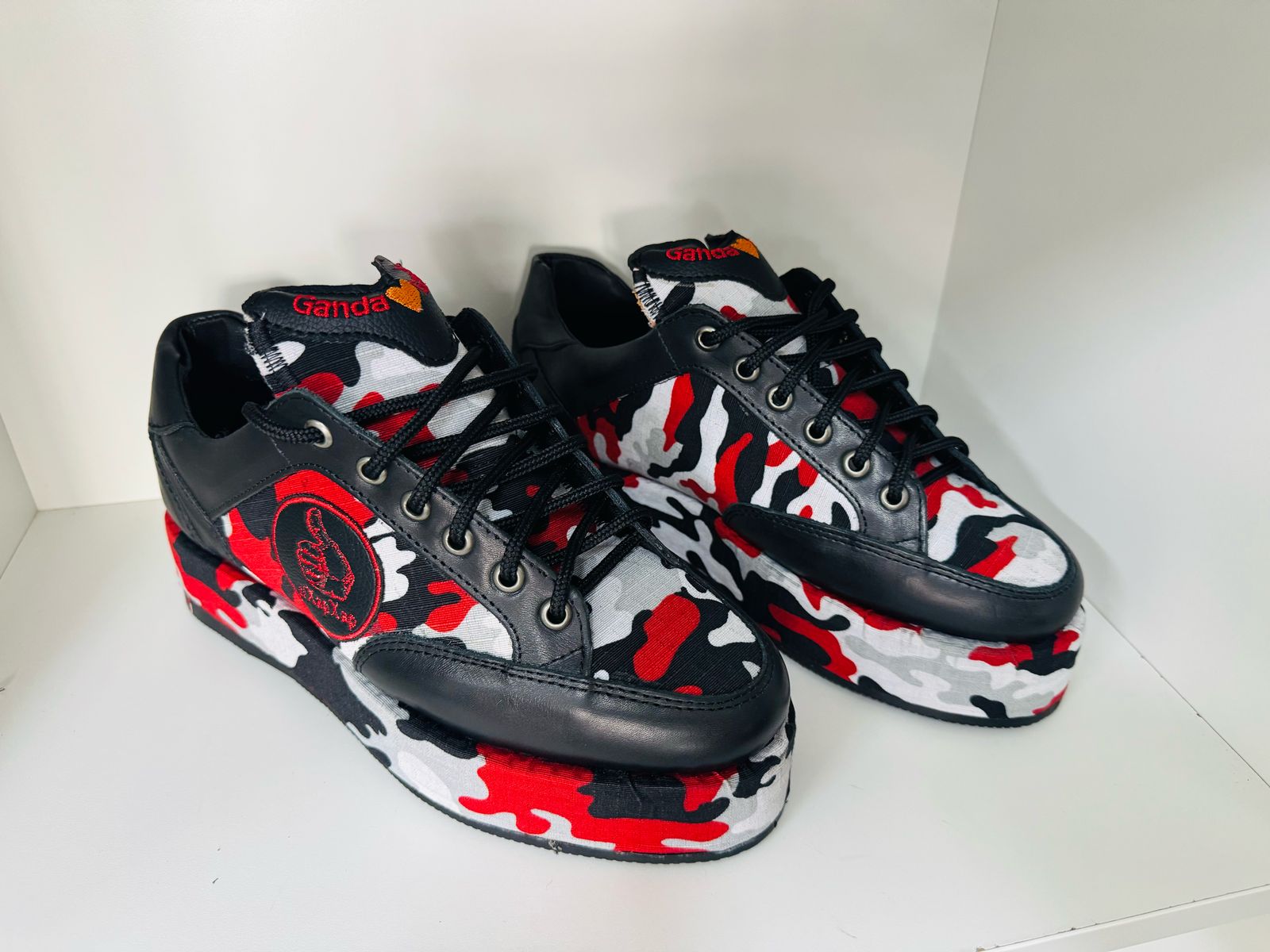 Ganda Ganda - Army Red & Black High