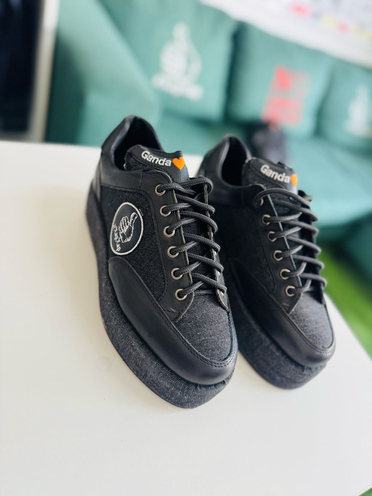 Ganda Ganda - Grey & Black High