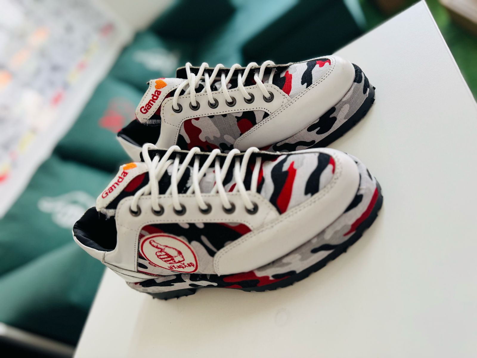 Ganda Ganda - Army Red & White Low