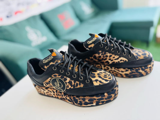 Ganda Ganda - Black Leopard High